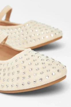 Quiz Pumps|Flats><noscript><img width=