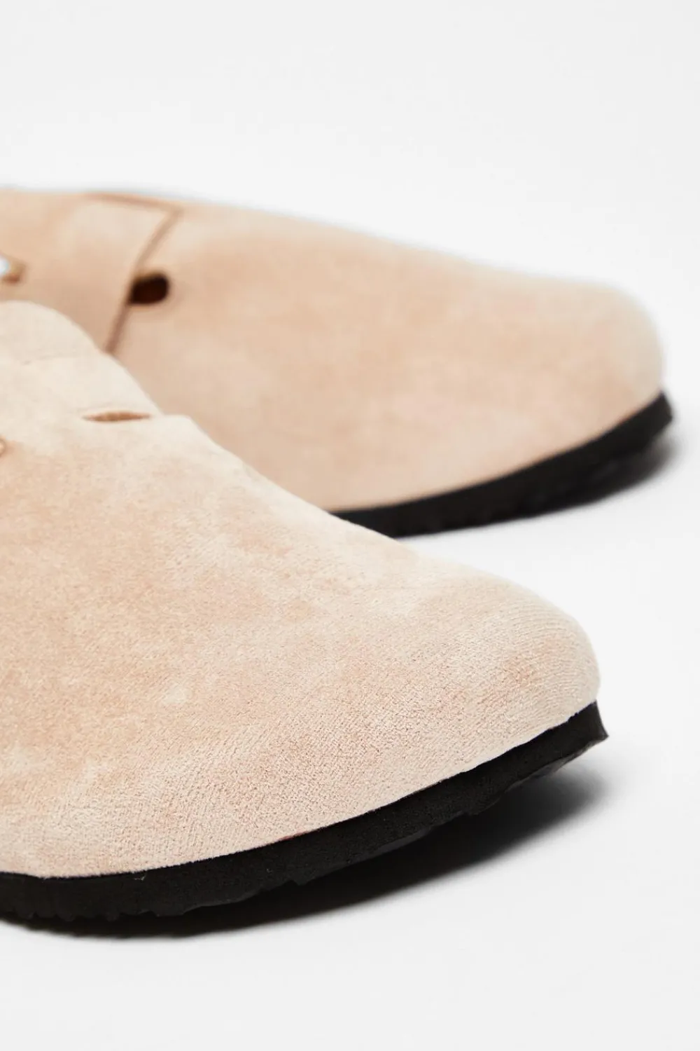 Quiz Flats>Beige Faux Suede Mules
