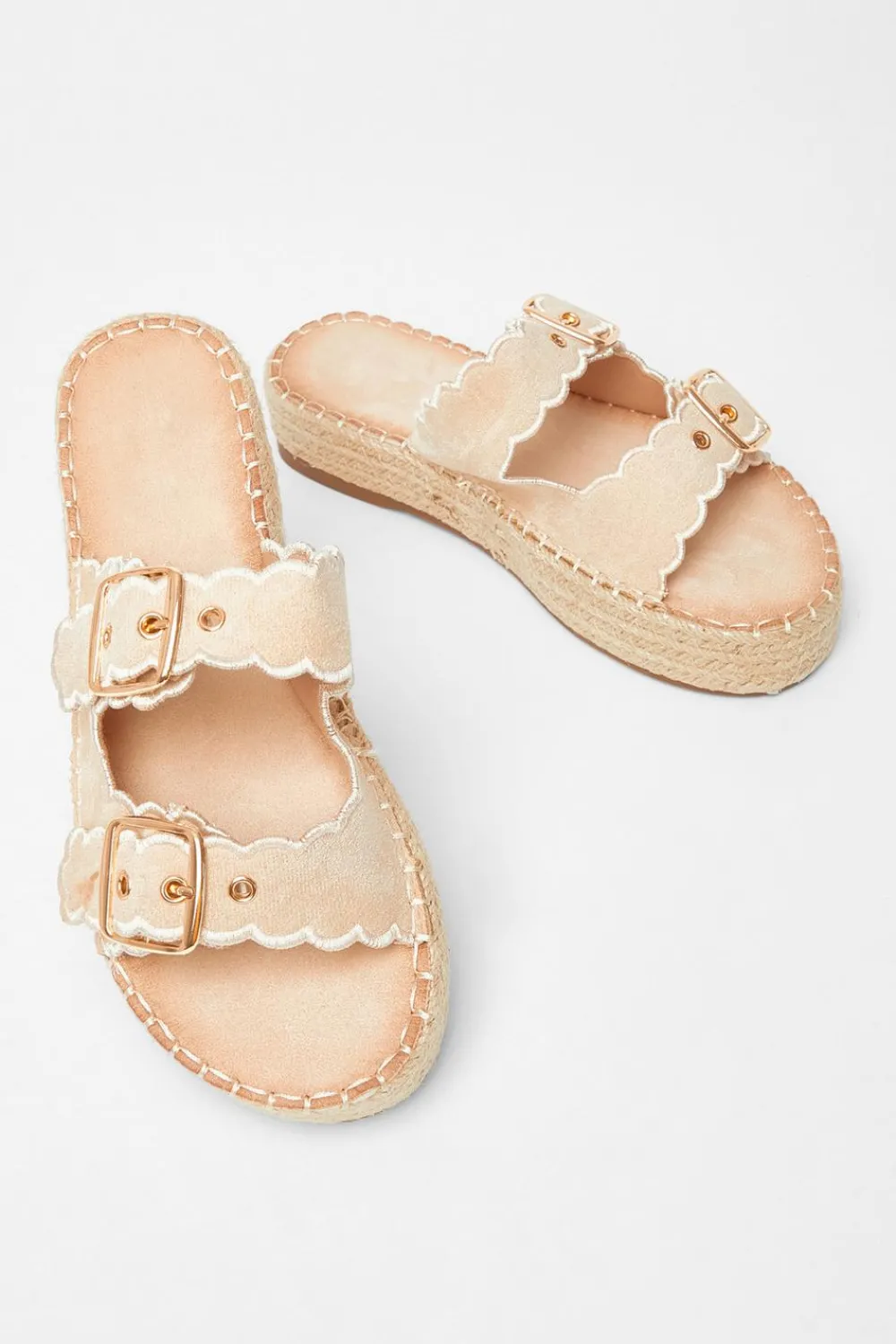 Quiz Sandals|Holiday Shoes>Scallop Flatform Sandals