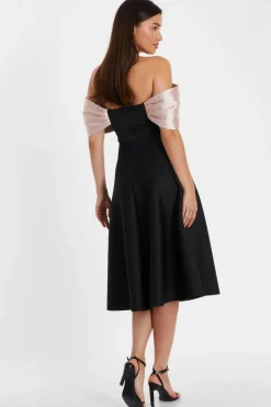 Quiz Prom & Ball|Occasion Accessories><noscript><img width=