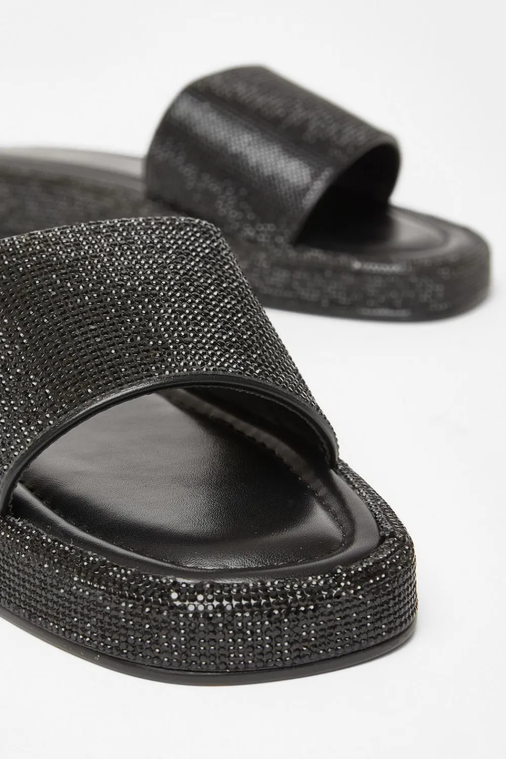 Quiz Sandals|Holiday Shoes>Diamante Flat Sandals