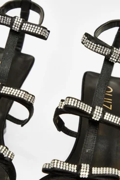 Quiz Sandals|Heels><noscript><img width=