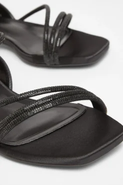Quiz Sandals|Occasion Shoes><noscript><img width=