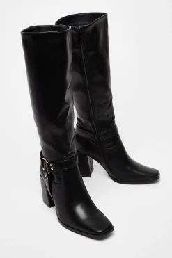 Quiz Boots><noscript><img width=