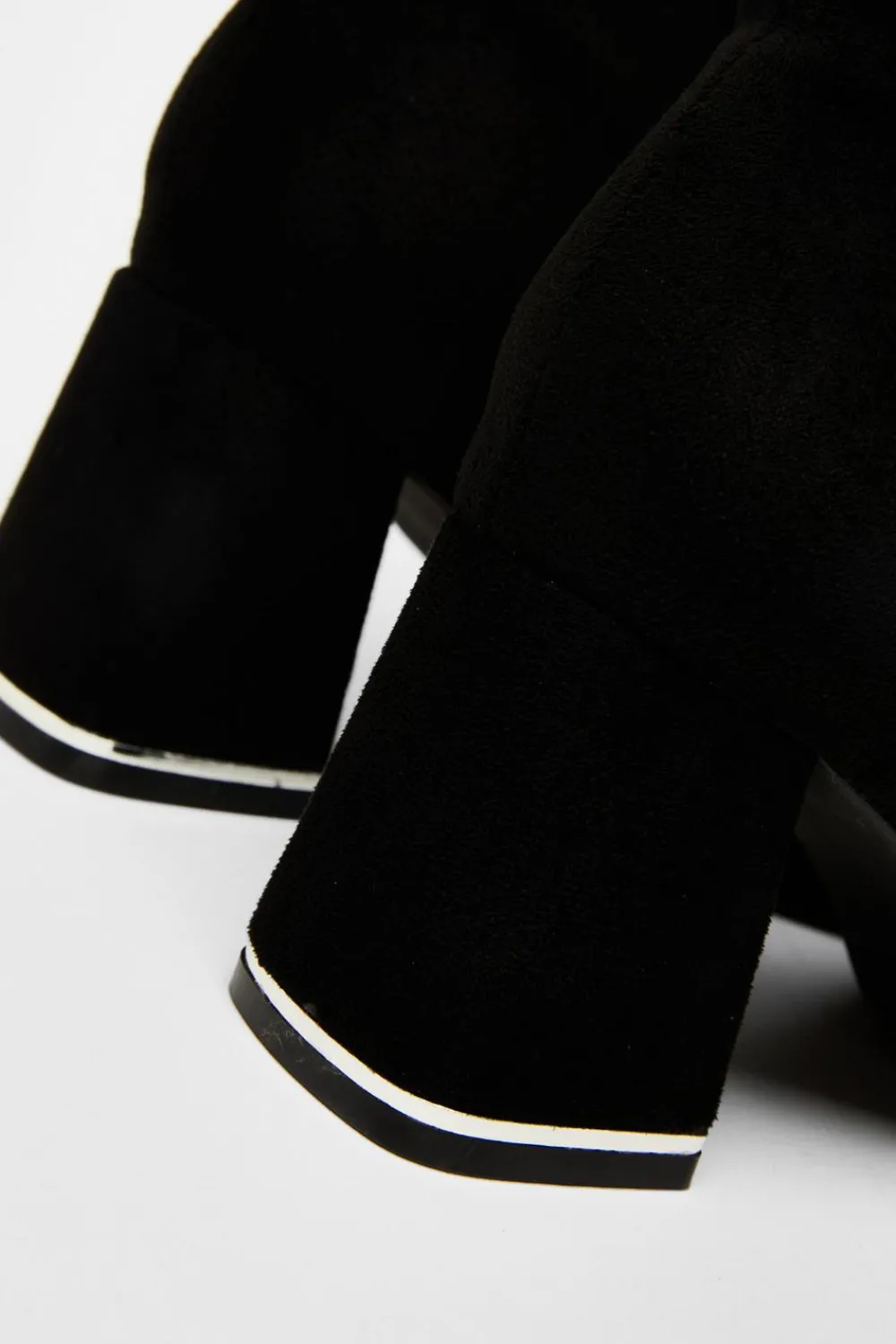 Quiz Boots>Black Faux Suede Ankle Boot