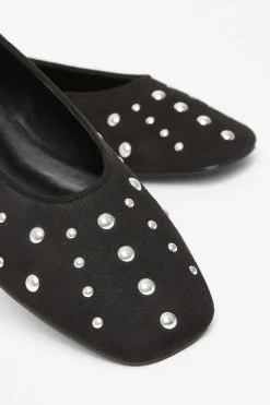 Quiz Pumps|Flats><noscript><img width=