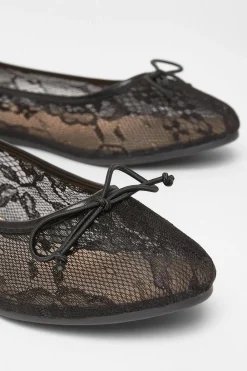 Quiz Pumps|Holiday Shoes><noscript><img width=
