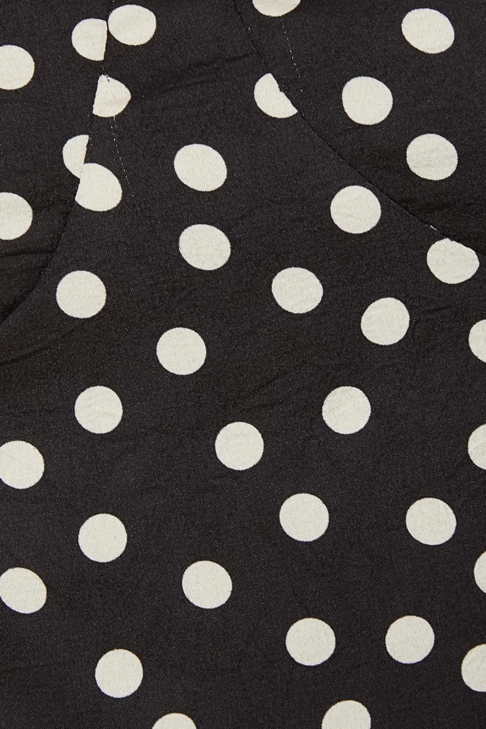 Quiz Going Out Tops|Crop Tops>Black Polka Dot Crop Top