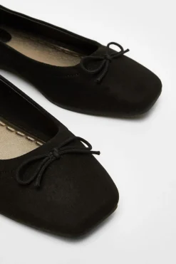 Quiz Pumps|Flats><noscript><img width=