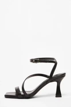 Quiz Heels>Strappy Flared Heel