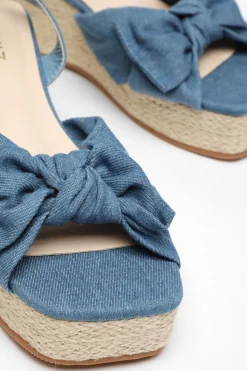 Quiz Wedges|Sandals><noscript><img width=