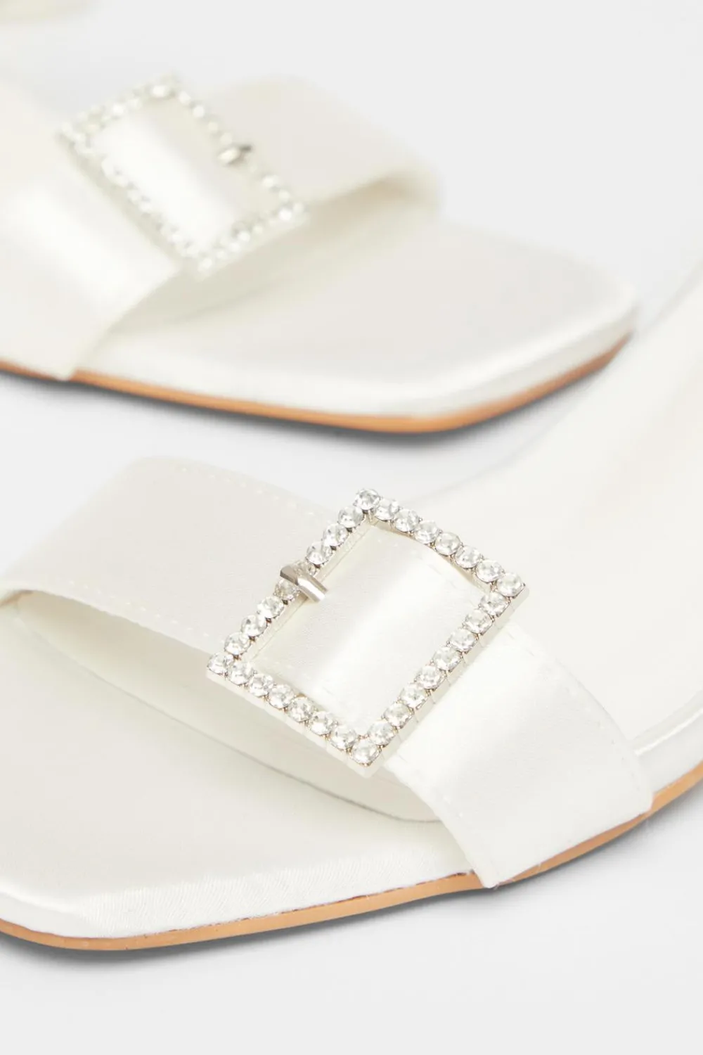 Quiz Occasion Shoes|Heels>Bridal White Buckle Front Heels