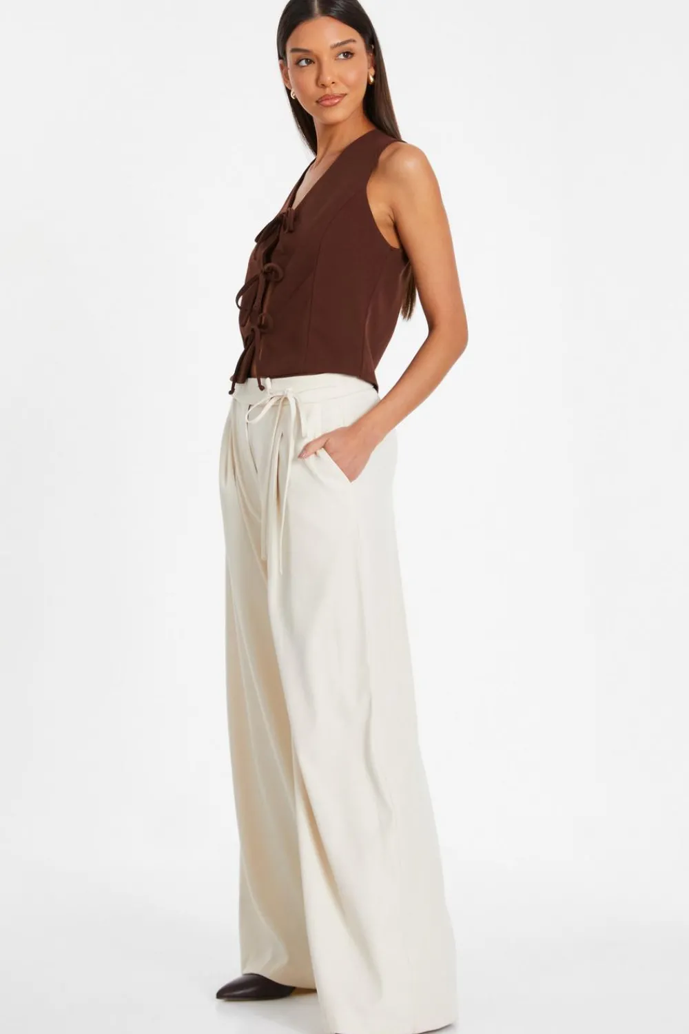 Quiz Waistcoat|Tops>Brown Tie Up Sleeveless Waistcoat