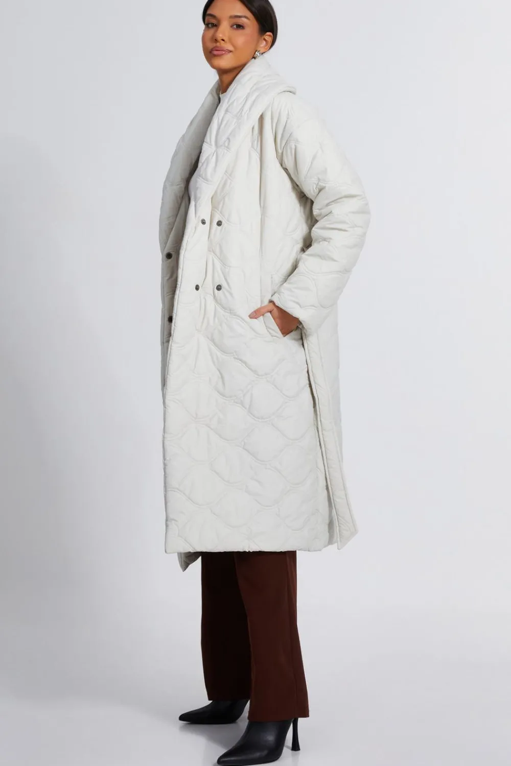 Quiz Casual Clothing>Quilted Long Line Coat