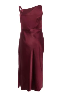 Quiz Christening Guest|Trending: Red><noscript><img width=
