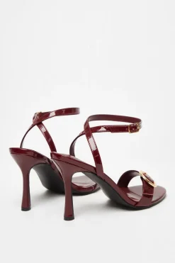 Quiz Sandals|Heels><noscript><img width=