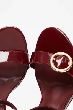 Quiz Sandals|Heels><noscript><img width=