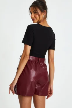 Quiz Trending: Red|Skirts><noscript><img width=