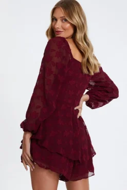 Quiz Trending: Red|Summer Clothes><noscript><img width=