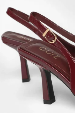 Quiz Heels|Day At The Races><noscript><img width=