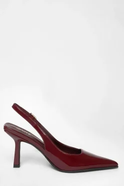 Quiz Heels|Day At The Races><noscript><img width=
