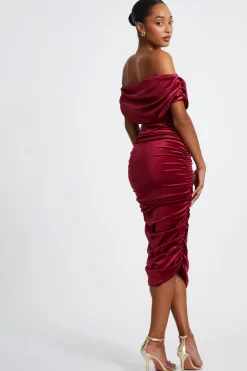 Quiz Trending: Red|Red Dresses><noscript><img width=