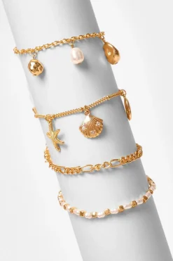 Quiz Jewellery|Holiday Accessories>Gold Charm Bracelet