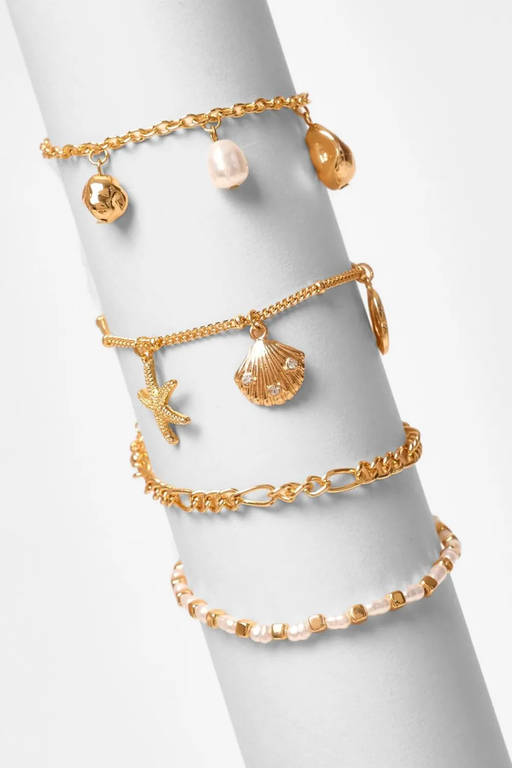 Quiz Jewellery|Holiday Accessories>Gold Charm Bracelet