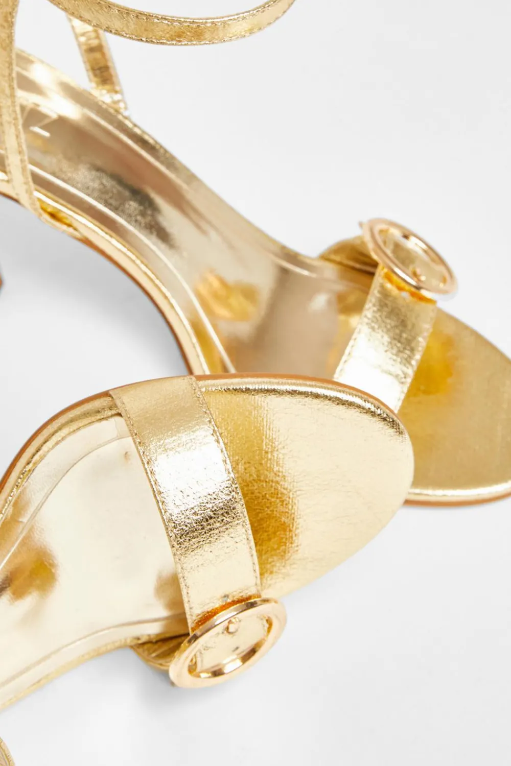 Quiz Heels>Faux Leather Buckle Heels