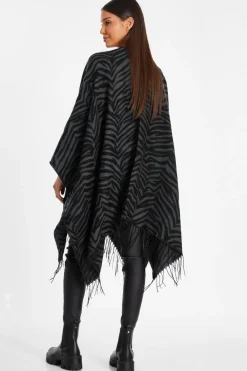 Quiz Capes & Ponchos><noscript><img width=