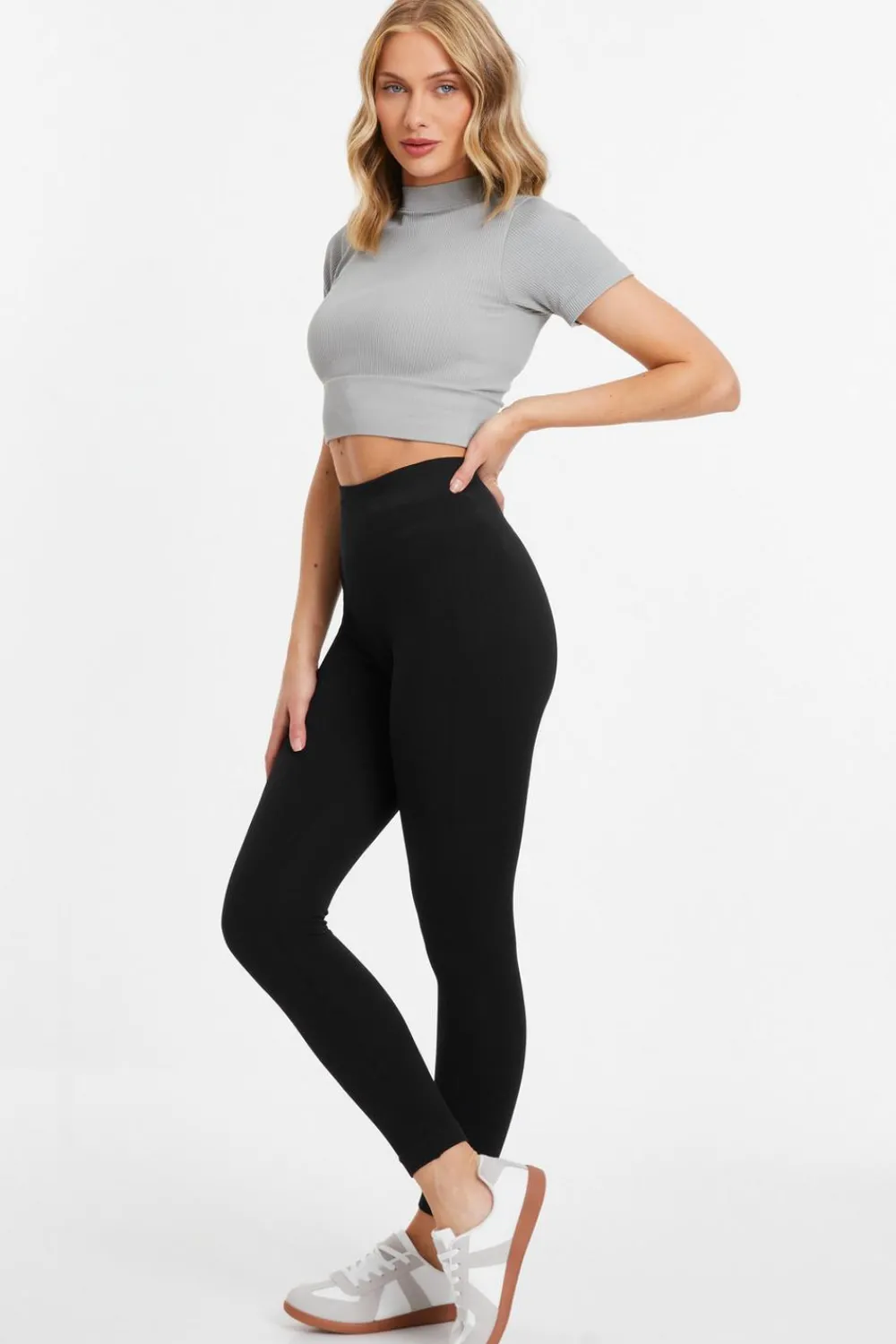 Quiz T-Shirts|Day Tops>Seamless Crop Top