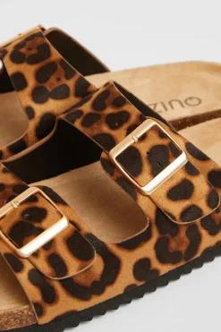 Quiz Sandals|Holiday Shoes><noscript><img width=