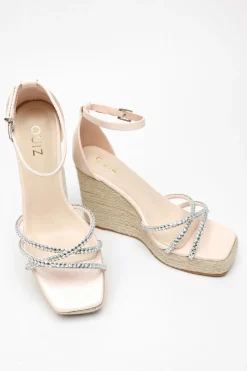 Quiz Wedges|Holiday Shoes><noscript><img width=