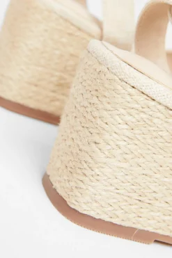 Quiz Wedges|Sandals><noscript><img width=