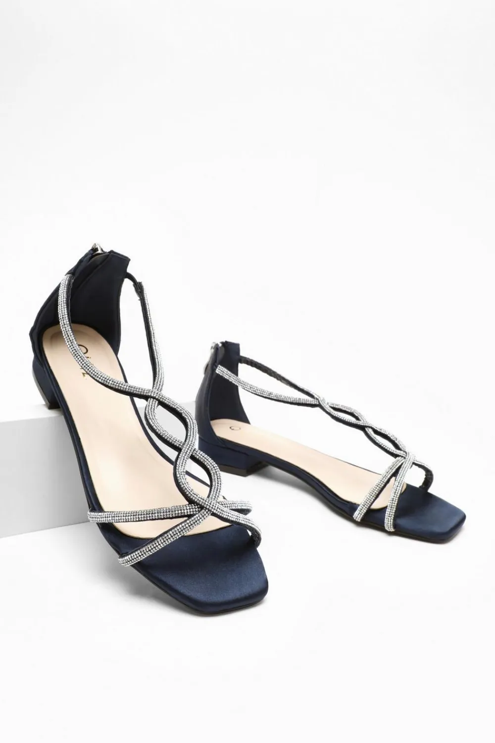 Quiz Sandals|Holiday Shoes>Satin Diamante T-Strap Flat Sandals