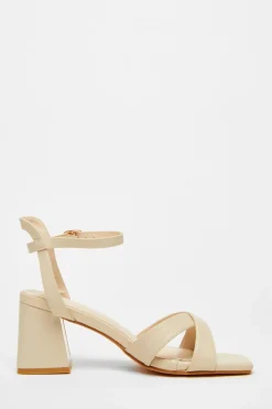 Quiz Heels><noscript><img width=
