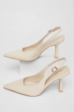 Quiz Heels|Day At The Races><noscript><img width=