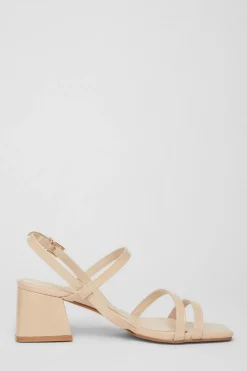 Quiz Sandals|Holiday Shoes><noscript><img width=
