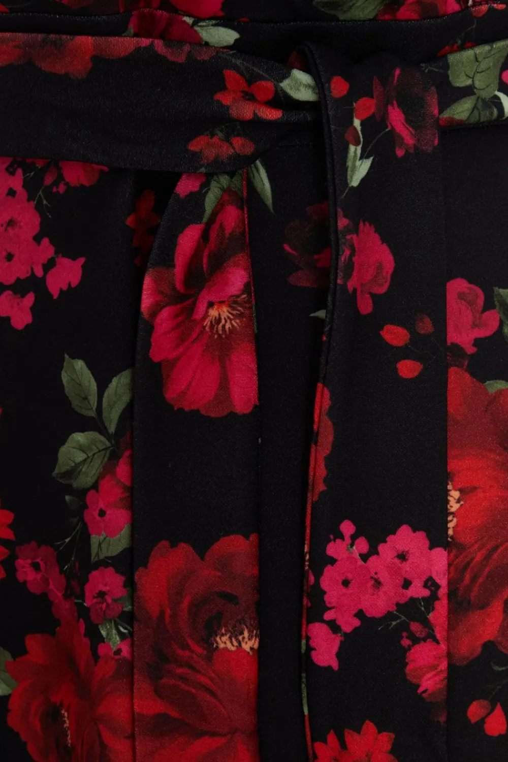 Quiz Red Dresses|Midi Dresses>Petite Black Floral Dip Hem Midi Dress