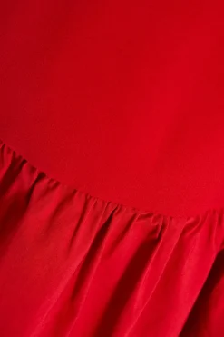Quiz Trending: Red|Red Dresses><noscript><img width=