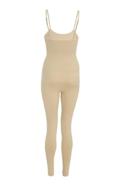 Quiz Everyday Essentials|Casual Clothing><noscript><img width=