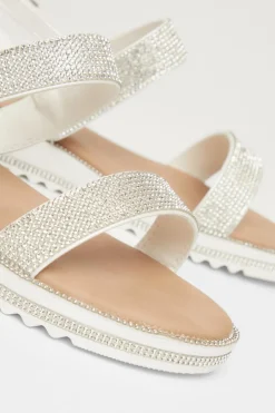 Quiz Sandals|Flats><noscript><img width=