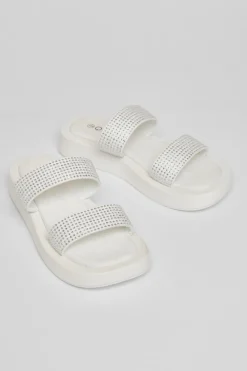 Quiz Sandals|Holiday Shoes><noscript><img width=