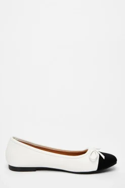 Quiz Pumps|Flats><noscript><img width=