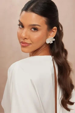 Quiz Jewellery|Earrings>White Floral Stud Earrings