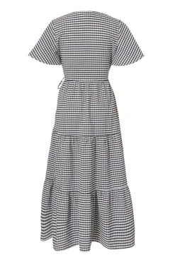 Quiz Summer Clothes|Holiday><noscript><img width=
