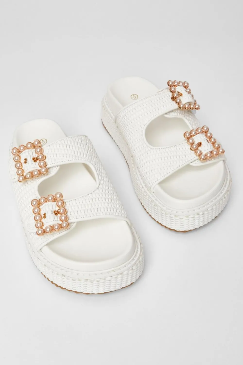 Quiz Sandals|Holiday Shoes>Pearl Buckle Flatform