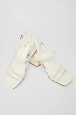 Quiz Sandals|Holiday Shoes><noscript><img width=