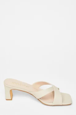 Quiz Wide Fit|Heels><noscript><img width=