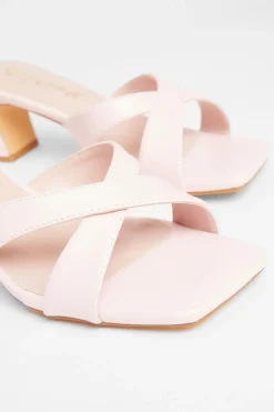 Quiz Wide Fit|Holiday Shoes><noscript><img width=